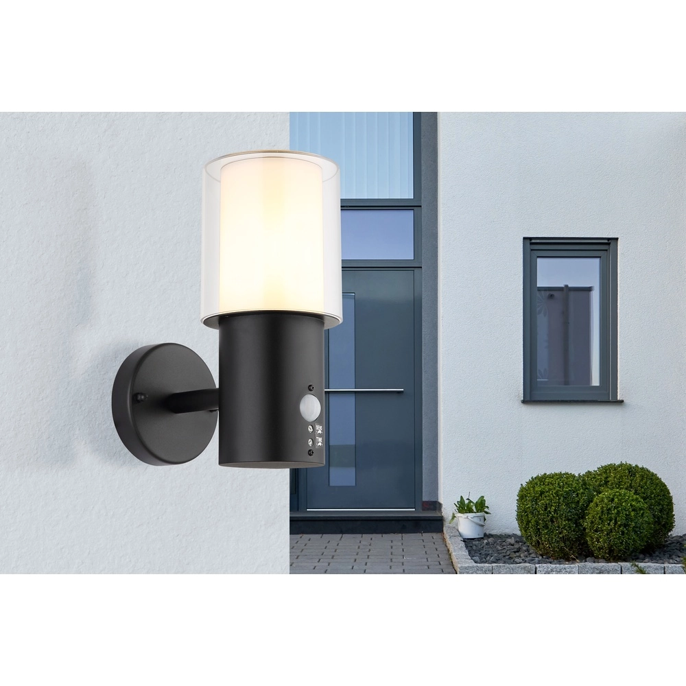 Design front door light Compton with sensor Globo 9007371592371