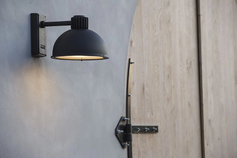 Outdoor lamp rural Raz Frezoli black Tierlantijn 8716803510111