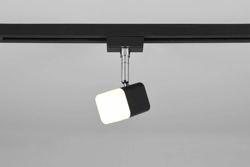 Rail lamp Roubaix black Trio 4017807505887