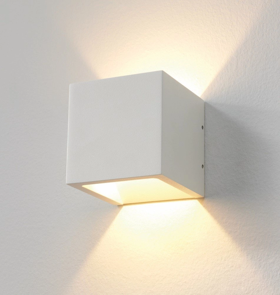 Dim-to-warm wall spot Cube-Dtw