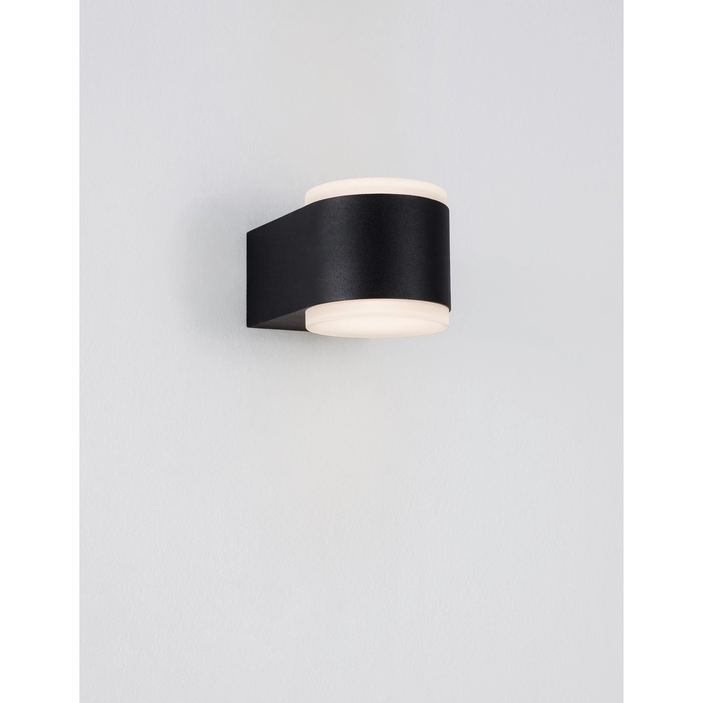 Sleek wall lamp Nus Black Double Lyora 5212017425959
