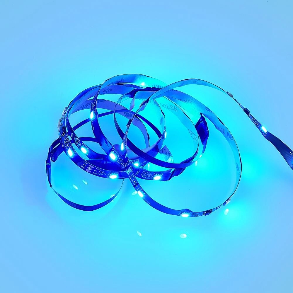LED strip Gaming Screen 1.2 meters in front of screen Trio 4017807577464