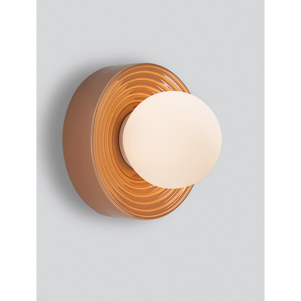 Wall lamp Orbique caramel Ø 16cm Lyora 5212017483935