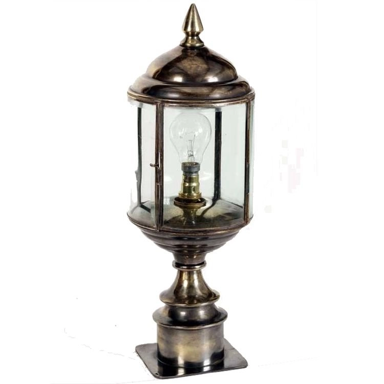 Rural Wentworth Short Pillar outdoor lamp - brass (pb) Limehouse 8716803506923