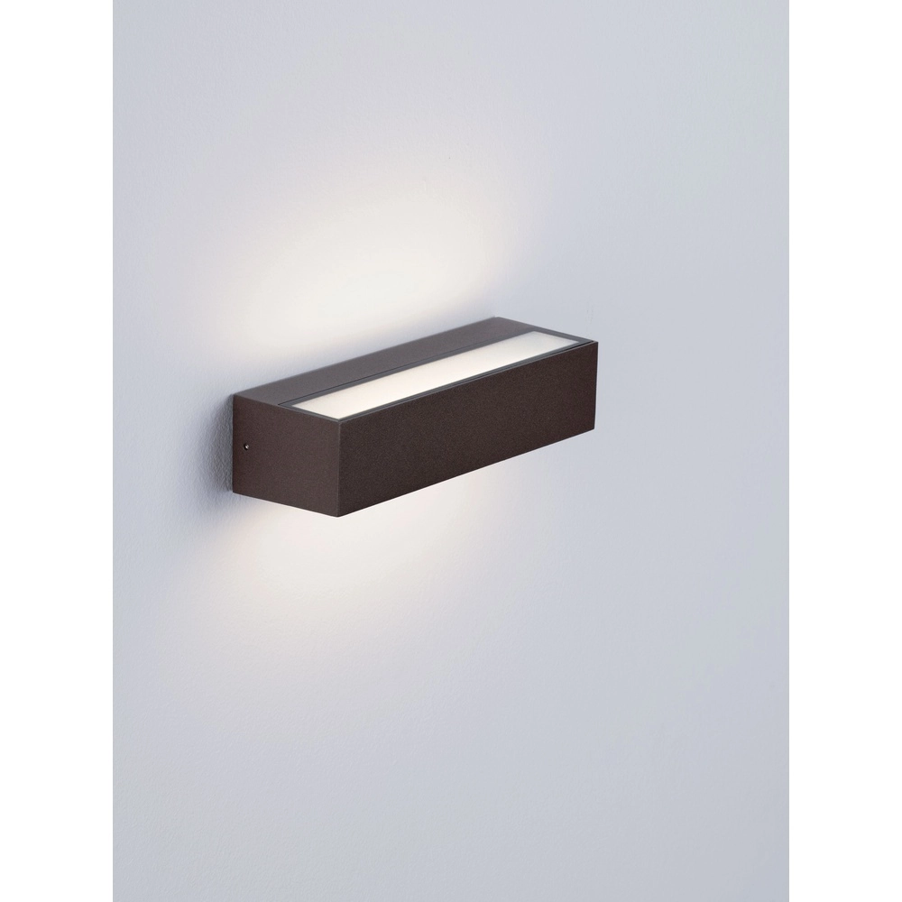 Sleek wall lamp Lane rust brown 22cm - 21W