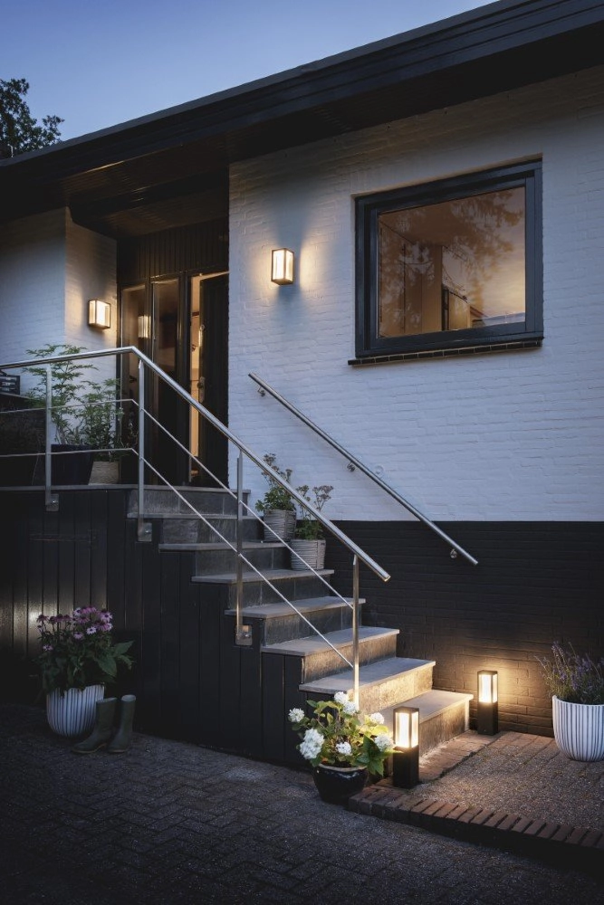 Pedestal Outdoor lamp Hue Impress 40cm - 230volt - black Philips 8718696170502
