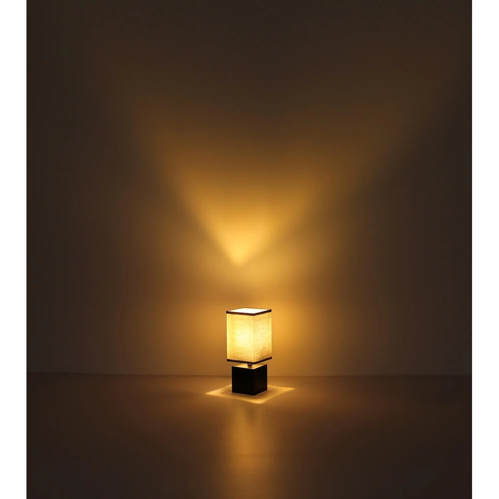 Sleek table lamp Valentino wood with white hood Globo 9007371435364