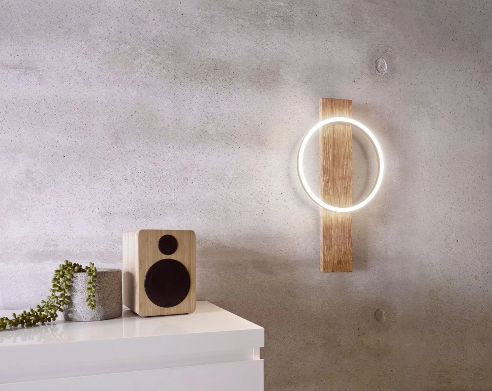 Wooden wall lamp Boyal Eglo 9002759993535