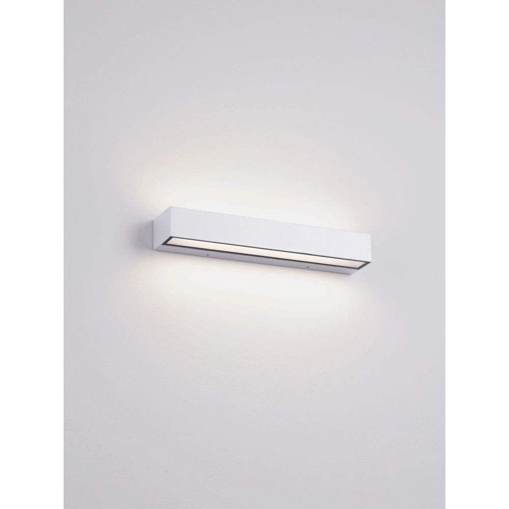 Sleek wall lamp Lane white 36cm - 28W