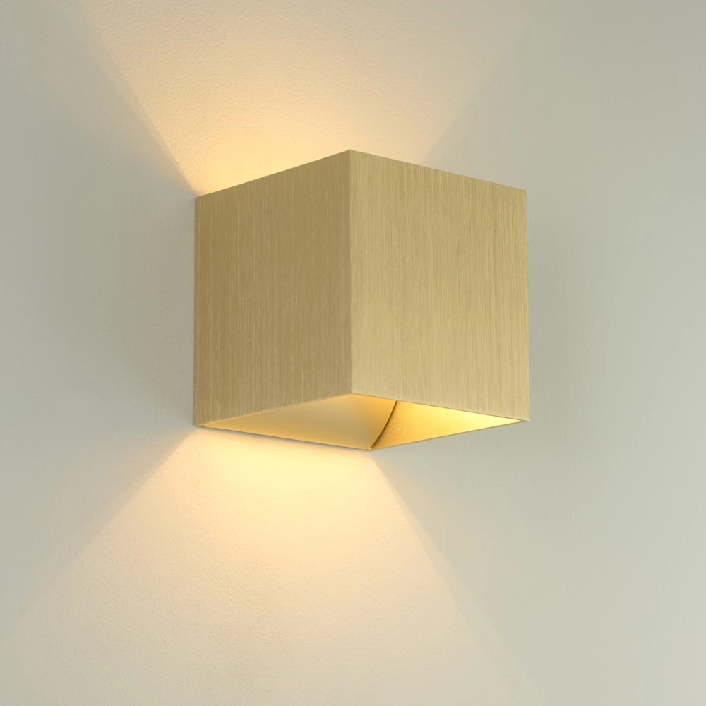 Surface-mounted spot Newton Up & Down Gold