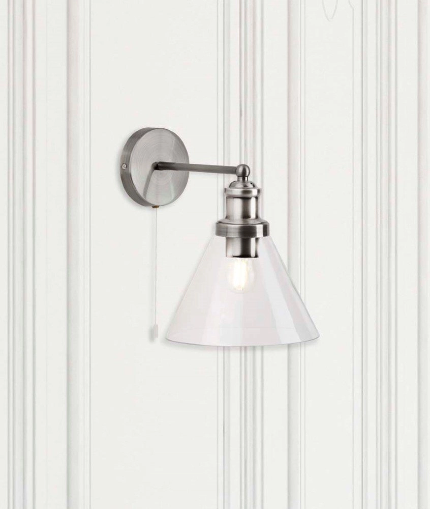 Wall lamp Pyramid matte silver Searchlight 5053423125718