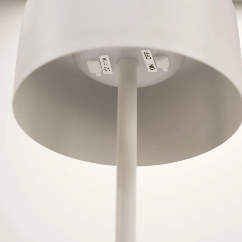 Sleek table lamp Roccanova Solar White with USB Eglo 9008606355044