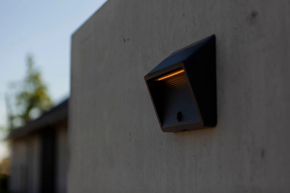 Solar wall lamp Linko design anthracite Lutec 6939412015491