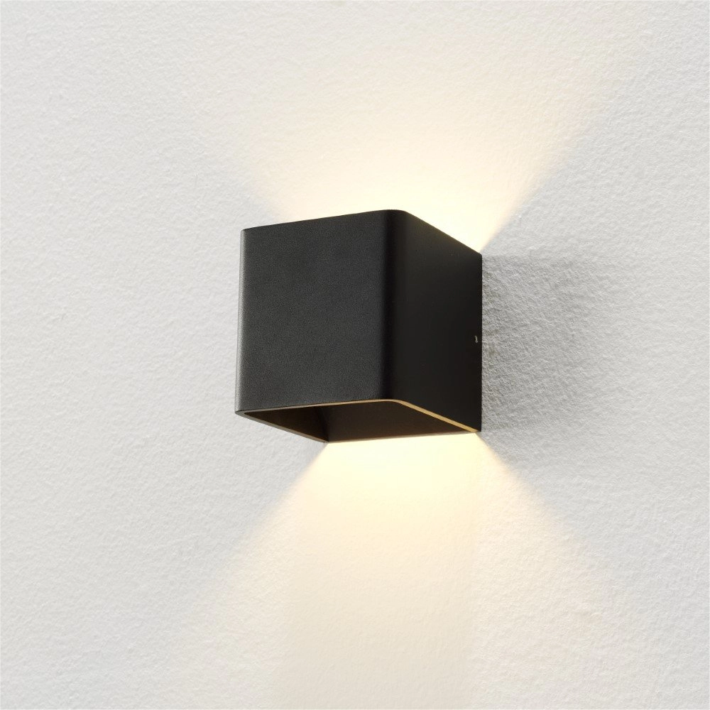 Dim-to-warm wall spot Fulda
