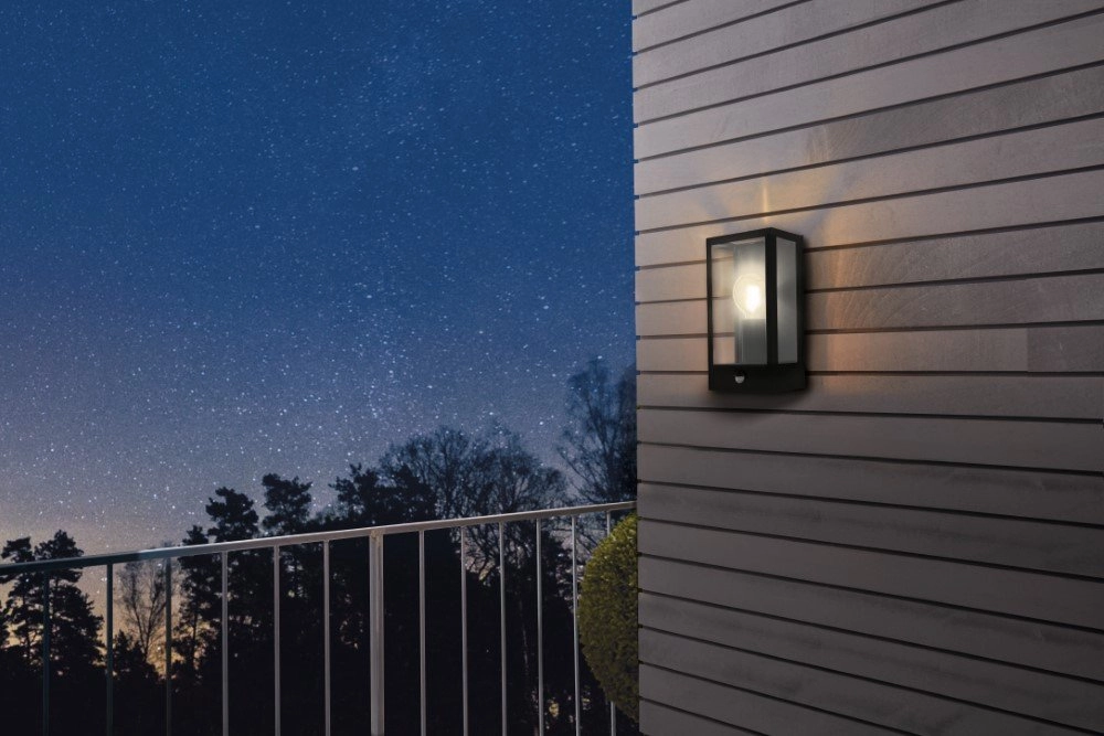 Black outdoor lamp Alamonte with motion sensor Eglo 9002759995874