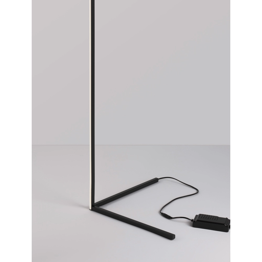Floor lamp V-Line black Lyora 5212017433404