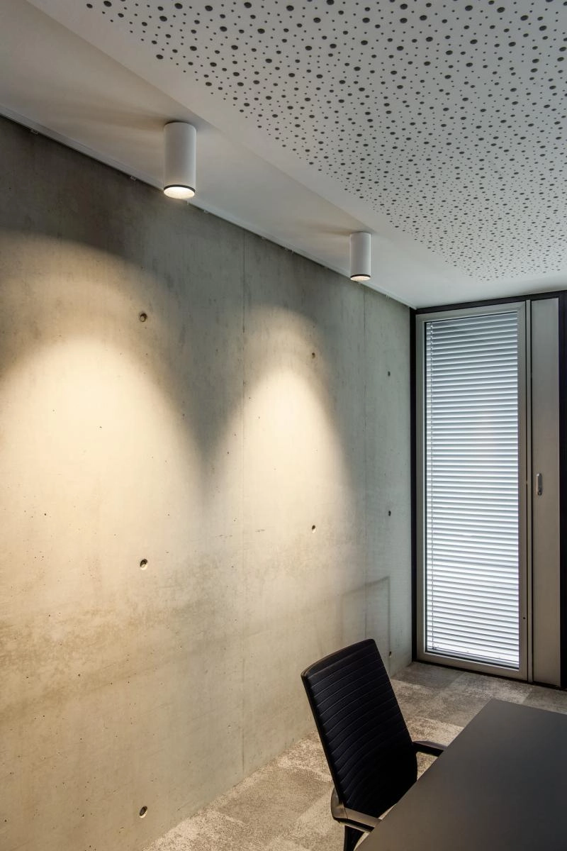 Surface-mounted spot Numinos M Dali cylinder white/black 3000K - 36deg SLV 4024163246699
