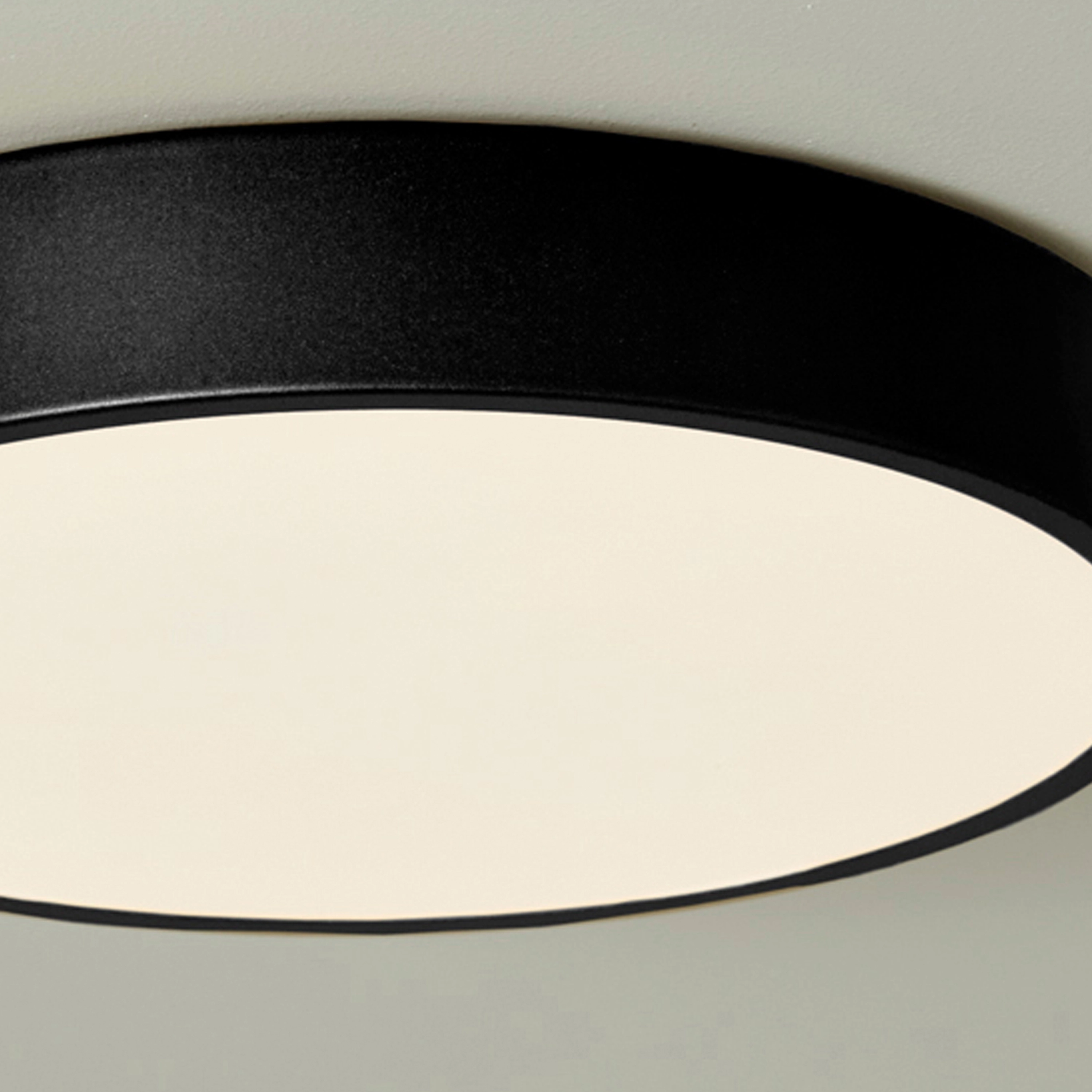 Ceiling light Grace Ø 30cm black Lyora 5053423315737