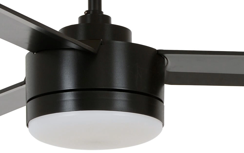Black fan with lamp Lagoon Ø 132cm IP55 Beacon 9333509136521