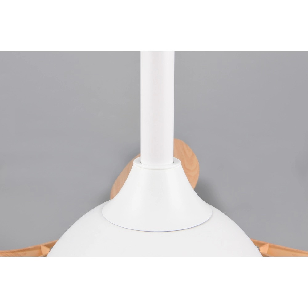 White fan Flen with wooden tops Ø 108cm Trio 4017807689297