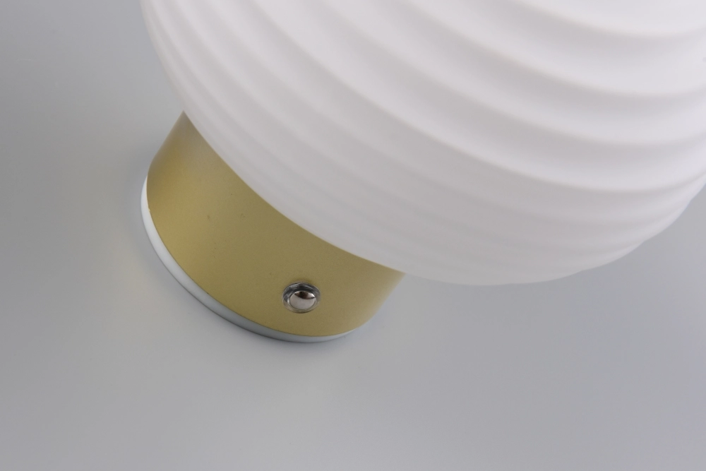 Wall lamp Earl white glass rechargeable Trio 4017807643442
