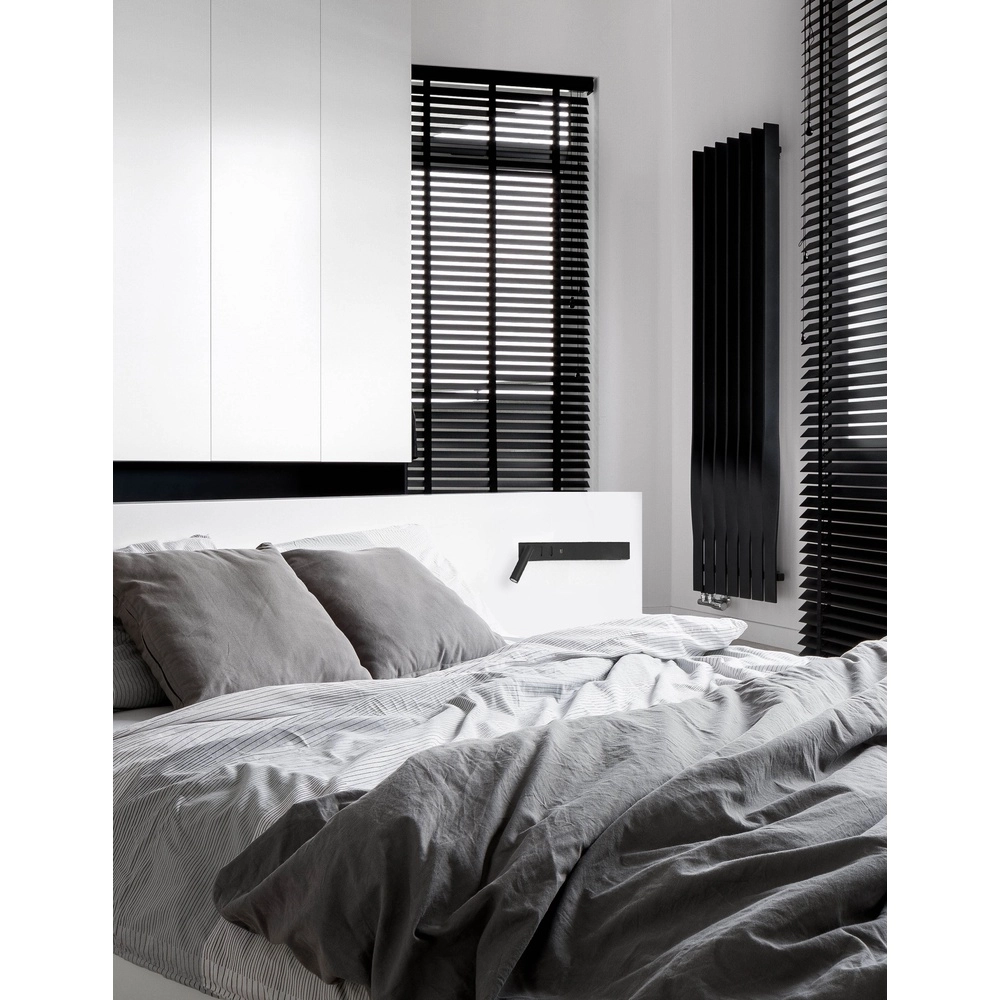 Bedside lamp Vida Left Black with USB Lyora 5212017427847