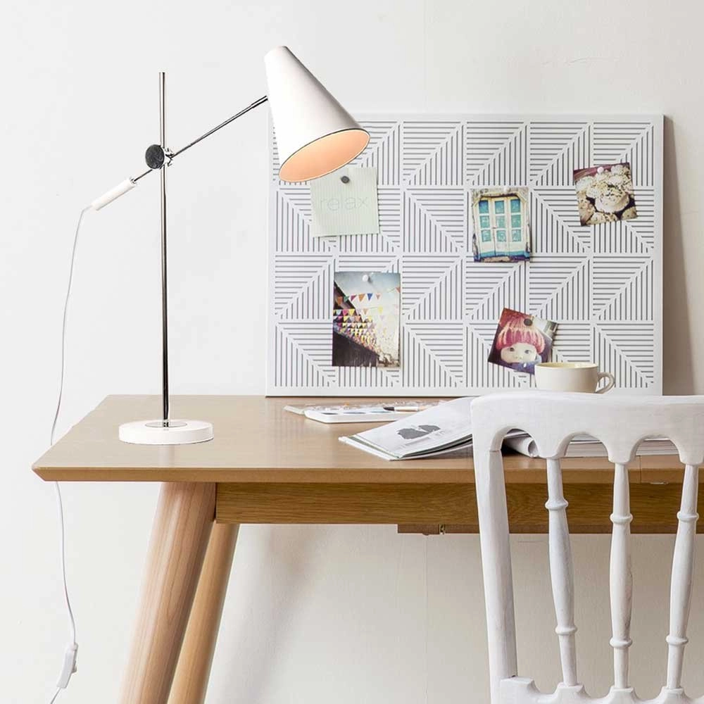 Sleek desk lamp Obscur white with chrome Artdelight 8719831732739