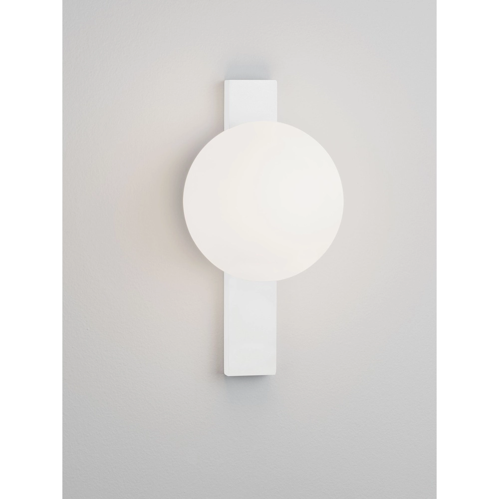 Unique wall lamp Remi white Lyora 5212017494443