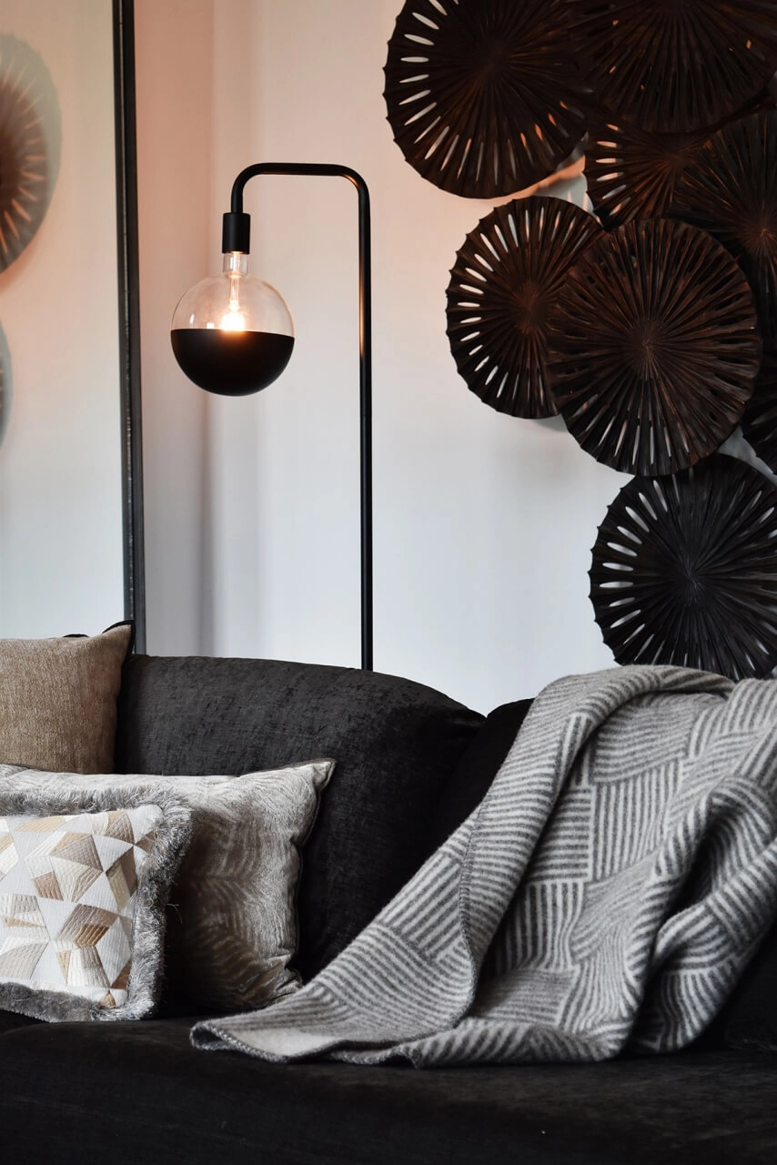 Black floor lamp Calexa Circle 8712879147398