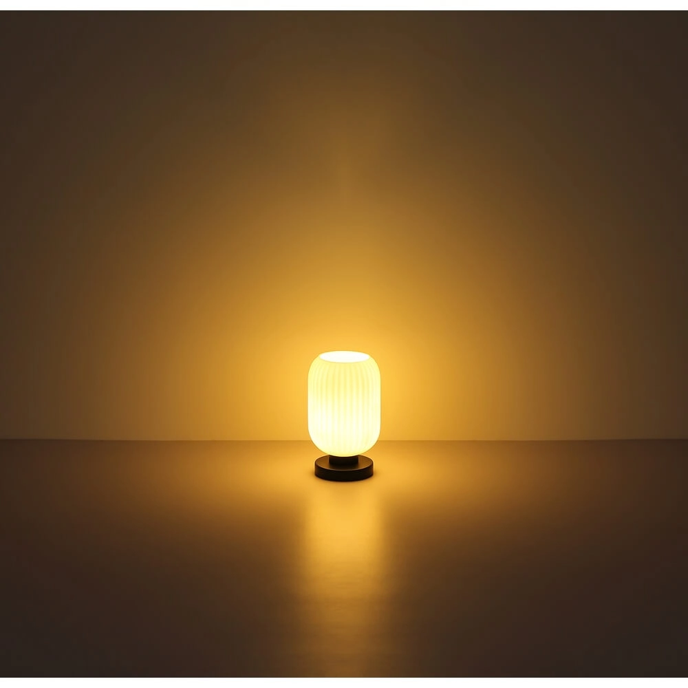 Round table lamp Normy white glass Ø 14cm Globo 9007371453283